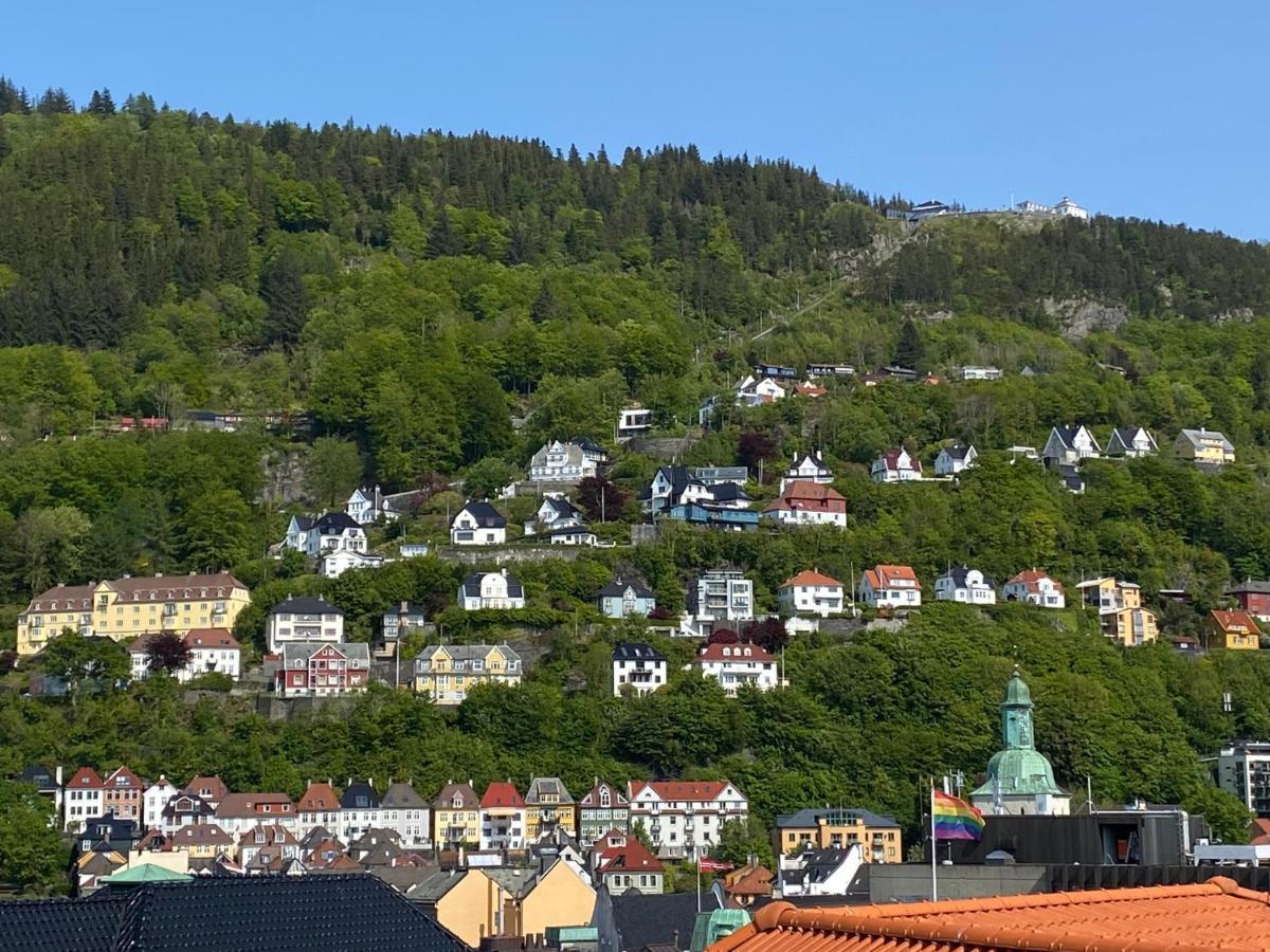 Cozy Apartment In The Middle Of Bergen City Center Extérieur photo